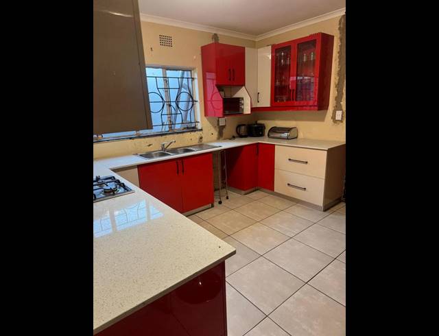 7 BEDROOM HOUSE FOR SALE IN TERENURE